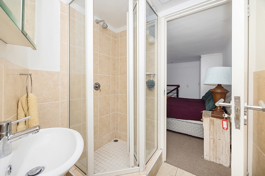 To Let 1 Bedroom Property for Rent in Claremont Upper Western Cape